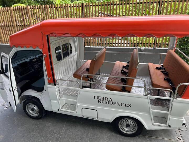 Tierra Residences Bangkok Bagian luar foto